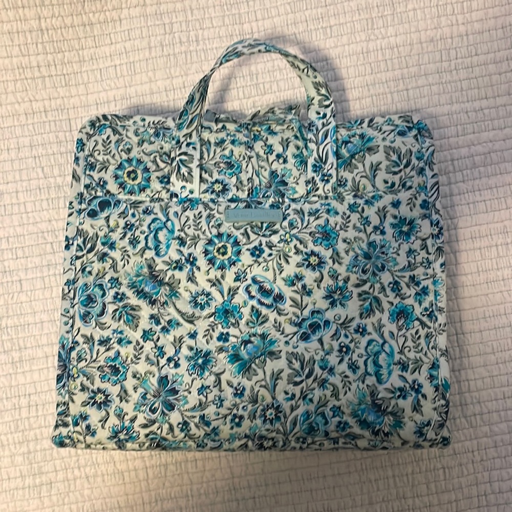 Vera Bradley Grand Hanging Organizer
